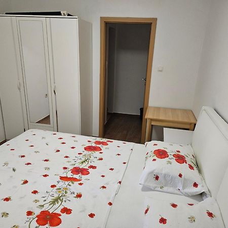 Apartments Vila Tisa Mali Losinj Ngoại thất bức ảnh