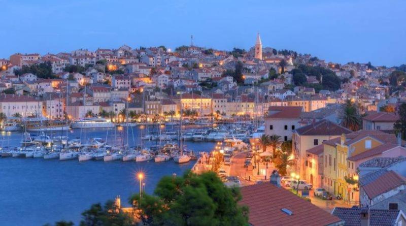 Apartments Vila Tisa Mali Losinj Ngoại thất bức ảnh