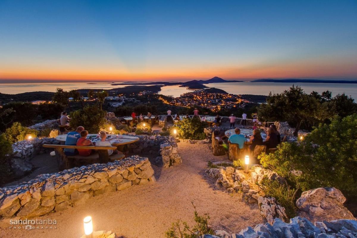 Apartments Vila Tisa Mali Losinj Ngoại thất bức ảnh
