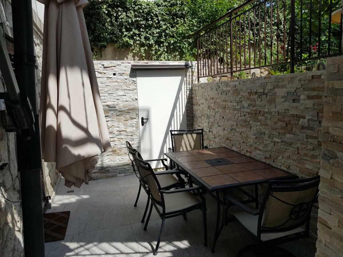 Apartments Vila Tisa Mali Losinj Ngoại thất bức ảnh
